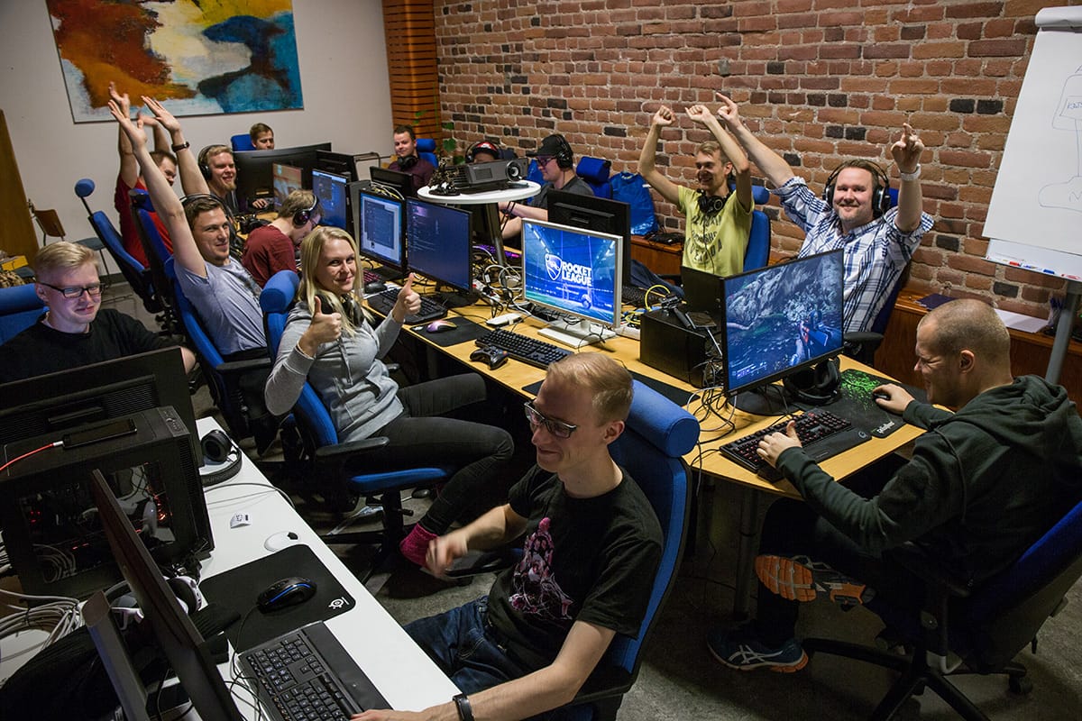 Celebrate Like a Pro Gamer with homeandawaygaming